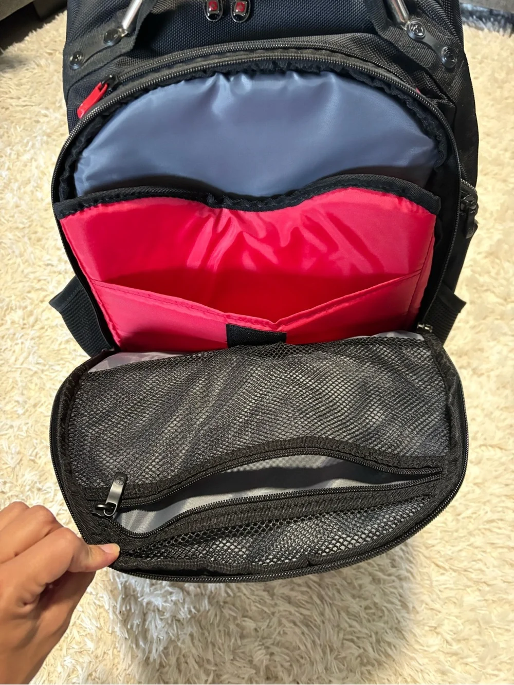 SwissGear Black and Gray Multi-Compartment Travel Backpack